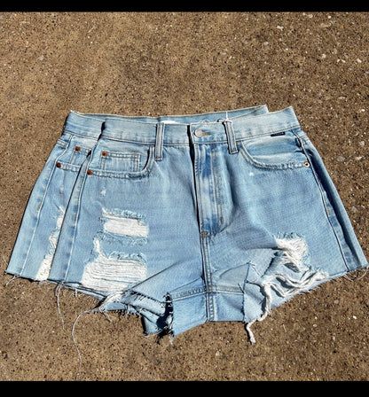 Remi Denim Shorts - Light blue